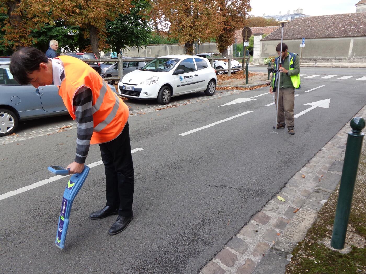 Détection de réseaux enterrés sur le terrain